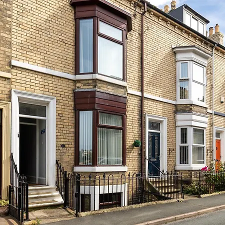 Rovers' Retreat Whitby George Street Exterior photo