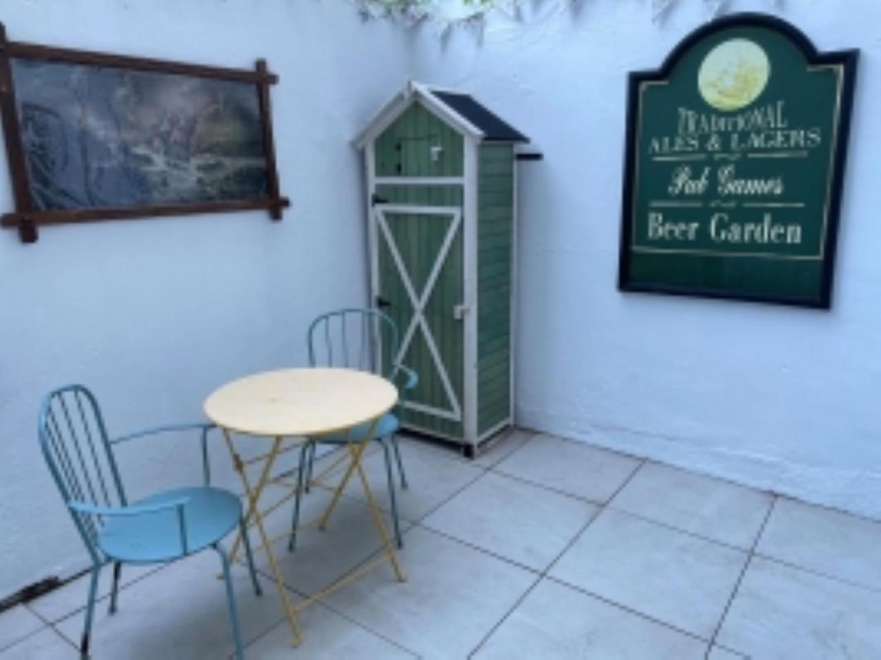 Rovers' Retreat George Street Holiday home *